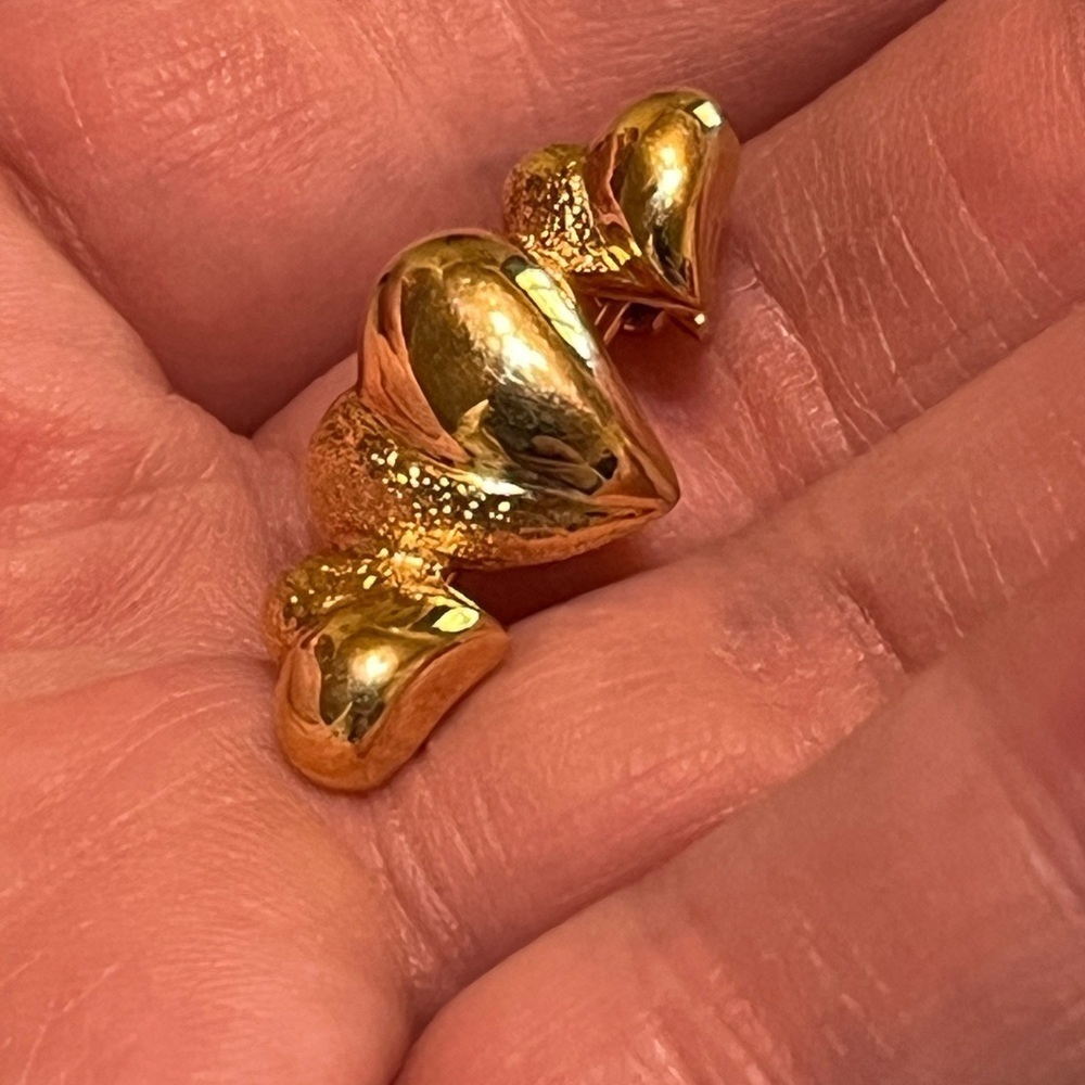 Images Triple Heart Brooch - Picture 5 of 6